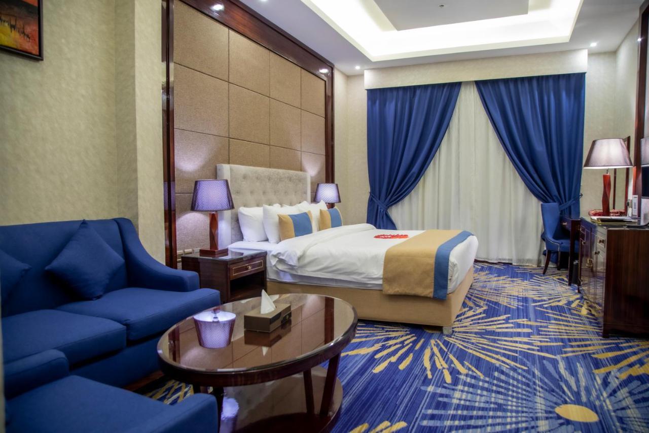فندق هوليداي الخليج الرياض - Holiday Al Khaleej Hotel エクステリア 写真