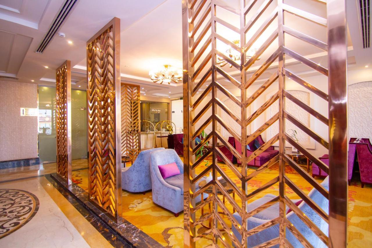 فندق هوليداي الخليج الرياض - Holiday Al Khaleej Hotel エクステリア 写真